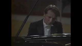 Mikhail Pletnev plays Beethoven Piano Concerto no. 2