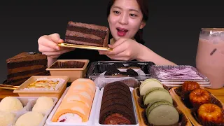🧁Convenience store dessert😋 [Chocolate cake, Green tea macaron, Strawberry roll cake] Mukbang😍