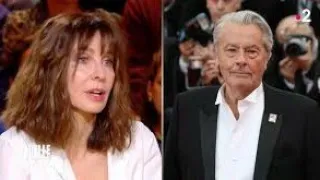 Anne Parillaud blâme Alain Delon pour le conflit qui déchire sa famille