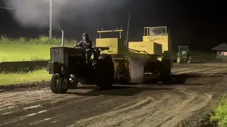 Farmall 656 Pull at Westoverton 8500