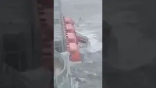 Schiff in Not / Fähre sinkt
