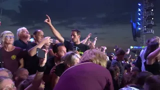 Die Toten Hosen - Steh Auf, Wenn Du Am Boden Bist [HD] (2022 live @ Messe | Freiburg)