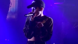 Halsey - Ghost (Live) @ Paris (09.03.2016) HD