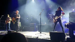 Pixies live berlin Wave of Mutilation 26.02.2023 Columbiahalle