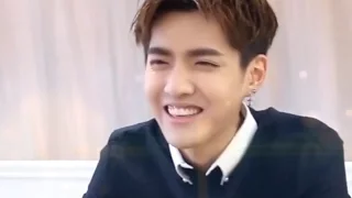 Kris Wu smiling and laughing (´◕ ◡ ◕ ) (＾▽＾)