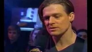 BRYAN ADAMS - LIVE & INTIMATE INTERVIEW