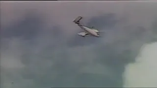Plane Loses Wings During Airshow (09/11/83)