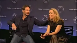 The X-Files 20th Paley Event - David Duchovny e Gillian Anderson - Legendado em português