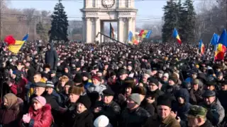 Protests of Moldova’s pro-European gov't enter second day