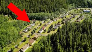 There’s A Ghost Town In Canada That’s Been Frozen In Time For Over 30 Years