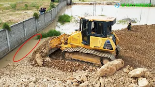 The Best Activities Bulldozer Pushing Soil Working Skills & Dump Truck Team Unloading Soil