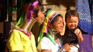 Meeting the Karen Long Neck Tribe for the first time - Chiang Rai Thailand