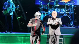 Walt Disney World - Epcot Concerts - Dennis DeYoung - Mr. Roboto