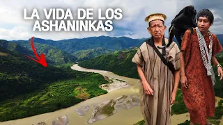 Así es la VIDA de una COMUNIDAD NATIVA a Orillas de un Río (conociendo lo inusual) | PAMPA MICHI