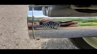 Harley-Davidson® stock mufflers vs Eliminator 400 Slip-on Vance & Hines.