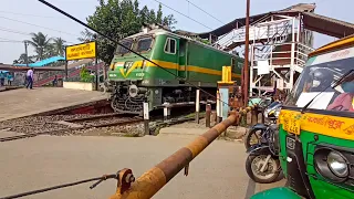 Traffic Jam Furious Speed G9 Leads Container Wagons Freight Train Dangerously Skipping Out Railgate