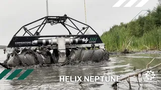 HELIX Neptune - In the Mud 2 - Screw tank pontoon propulsion