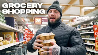 GROCERY SHOPPING WITH A BODYBUILDER // DAY IN THE LIFE // LEVEL UP EPISODE 14