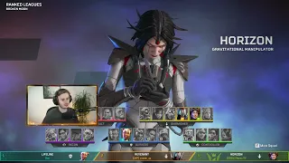[VOD - 04/09/23 - Apex Legends] I'm great at shooting around enemies. Chill + silver gameplay.