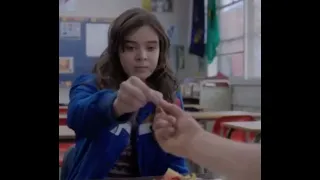 The Edge of Seventeen Bloopers