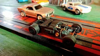 Auto World Super III Chassis vs Tyco Magnum 440X2 HO Slot Car Road Test Slowmotion