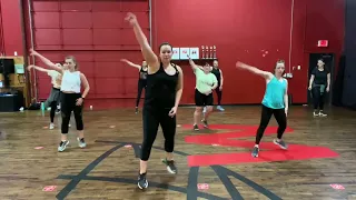 "Womanizer" Britney Spears - Throwback Dance Workout by @Dancewithdre