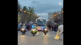 This is how the Real Madrid bus was escorted to El Clásico | Real Madrid v Barcelona | 03.20.20222