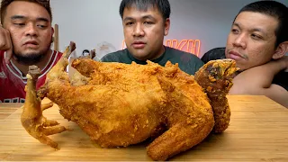 ไก่ทอดทั้งตัว กับชายฉกรรจ์ bangkokciaga