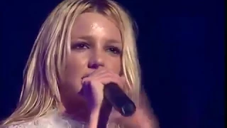 Britney Spears - Don't Let Me Be the Last to Know | Live - Wembley Arena, London, UK, Oct. 2000