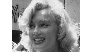 Marilyn Monroe Archive Footage - " Not Suppose To Be Like Machines"(Interview)