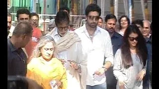 Amitabh Bachchan, Abhishek Bachchan, Aishwarya Rai cast their votes for Lok Sabha Elections.