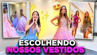 ESCOLHENDO O VESTIDO DA FESTA DE 15 ANOS