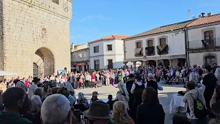 Baile de  la Bandera. Grupo Folclórico Surco. I Feria Primavera Charra.