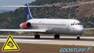 SAS - "Maddog" MD-82 - Takeoff with ALMIGHTY! Engine! Sound!