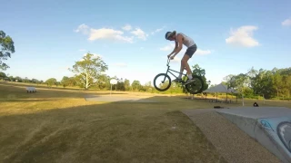 SKATE PARK RIDING (SCOOTER BMX MTB)