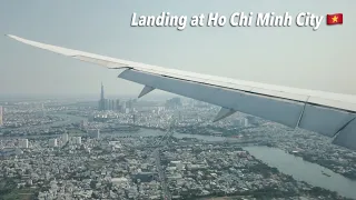 VIETNAM AIRLINES Boeing 787-9 Landing at Tan Son Nhat International Airport (SGN)