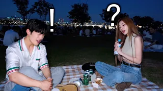 People Are Surprised When A Real Singer Sings His Song At The Park [ENG CC]