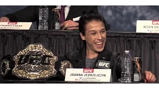 Joanna Jędrzejczyk Asked for Karolina Kowalkiewicz at UFC 205