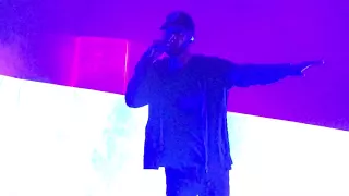 Bryson Tiller concert-perform : somethin tells me , Run me Dry & wild thoughts Milano