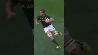 Eben Etzebeth taken down by Michael Hooper...|| Yellow Card || #rugby #southafricanrugby #australia