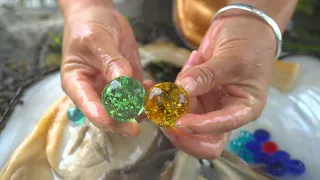 🔥🔥Shining Tears, the girl discovers a giant clam by the river, containing pearls of gem beauty