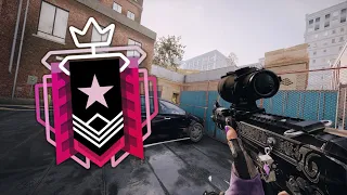 WHAT 30,000 HOURS ON CONTROLLER *CHAMPION* LOOKS LIKE in Operation Deadly Omen RAINBOW SIX