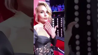 Полина Гагарина на шоу "Голос"