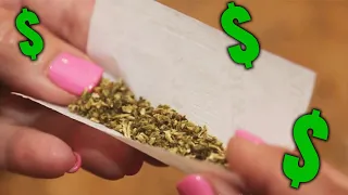 Snoop Dogg Pays FULL-TIME Blunt Roller Generously