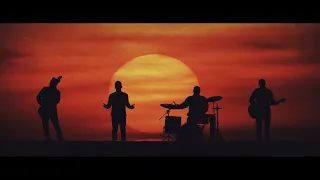 Daleka Obala - Kao Sad (Official Music Video)
