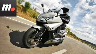 Yamaha TMAX 2016 | Prueba / Test / Review en español | motos.net