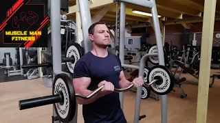 Strict Curl für einen massiven Bizeps 💪🏼