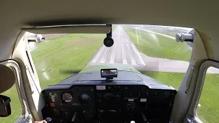 Cessna 150 Crosswind touch and go at I23