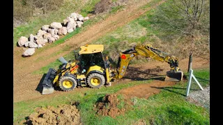 Gappa s.r.o. | tiltrotator Slovakia | How a CAT 444 NG played with STONES and slope adjustment