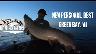 New Personal Best Musky Caught in Green Bay, WI - #BigMuskyDreams  Episode 15